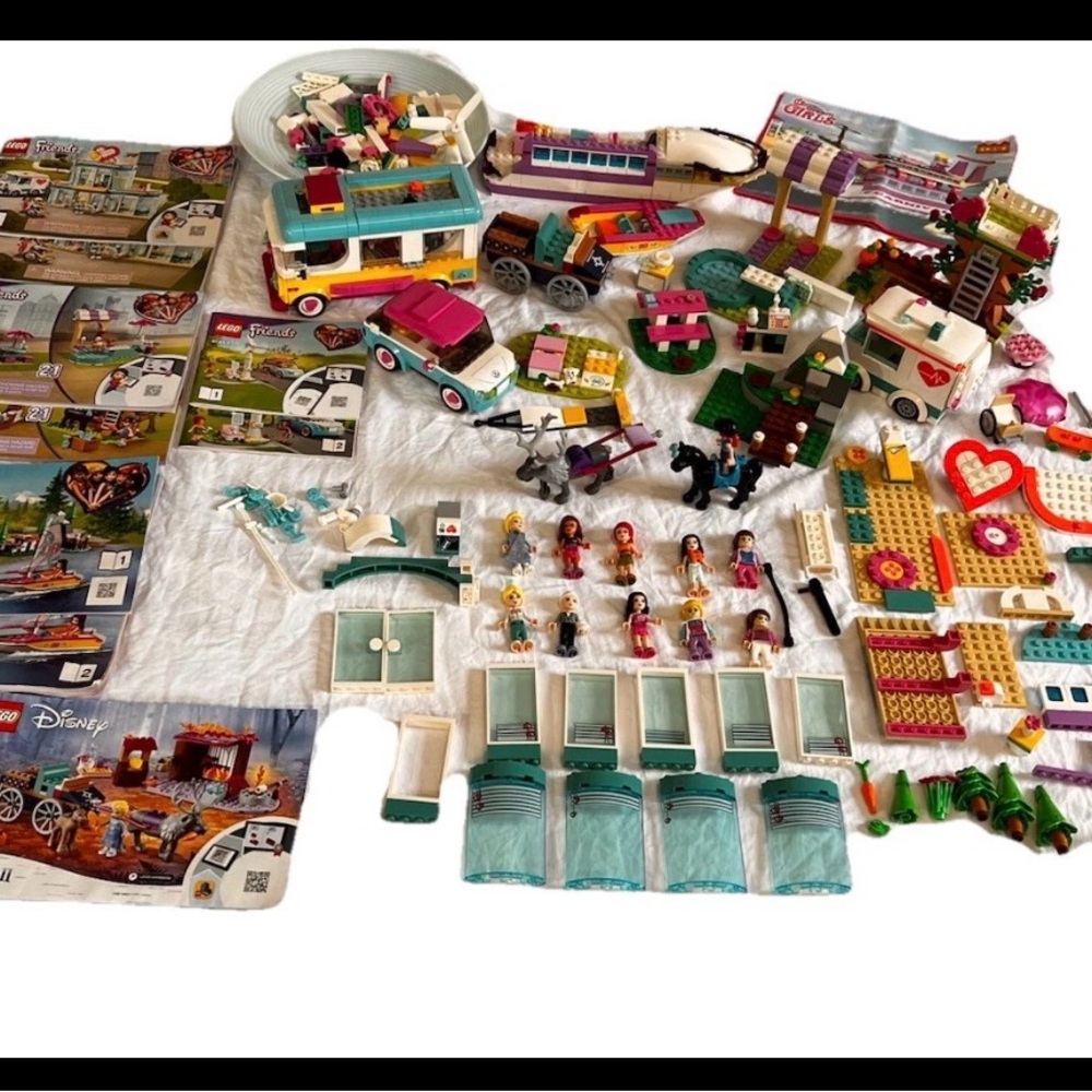 LEGO Friends 2020 Mixed Lot of Multiple Sets W/  Booklets 9 Lbs. Partially Done